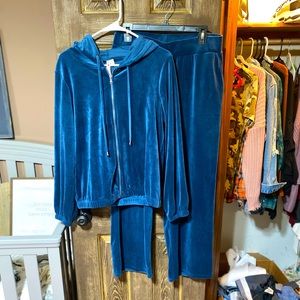 Pants and jacket set